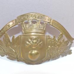 PLAQUE DE CASQUE DE SAPEURS-POMPIERS , type 1893, (24)