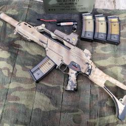 HK G36C Tokyo Marui camouflage + viseur holographique + 3 chargeur