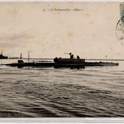 CPA - Marine de Guerre  - Le Submersible  " Silure "- N°3846