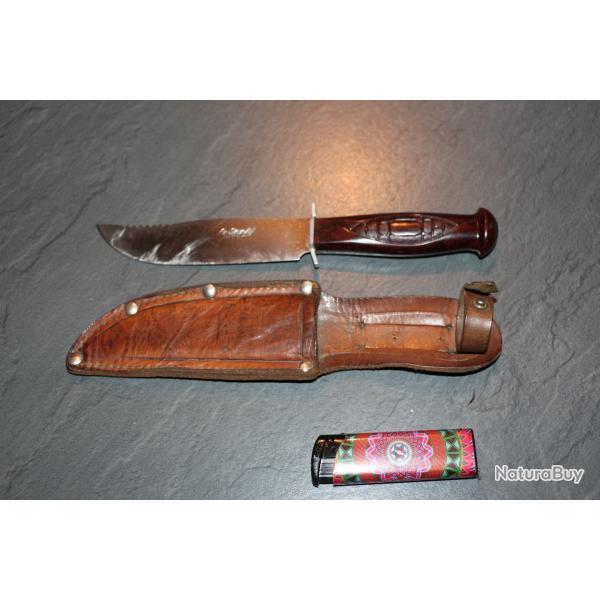 ANCIEN COUTEAU DE CHASSE "LE SPORTIF"LAME INOX ET MANCHE EN BAKELITE ETUI CUIR**COLLECTION**