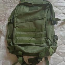 Sac à dos 31 l militaire état neuf