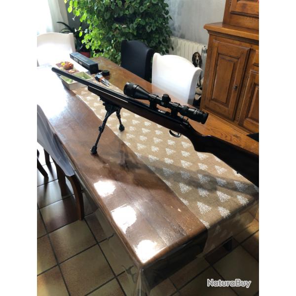 Carabine 22 long rifle CZ 455 varmint , canon lourd de 52 cm d'une trs grande prcision.