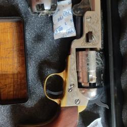 Revolver Pietta 1851 Navy Yank Yankee calibre 44 + barillet supplémentaire