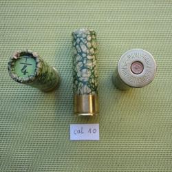 Collection ou usage...  Cartouche cal 10 de Manufrance bourre grasse plomb 45 grammes No 4 poudre T.