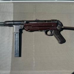 Mp40 neutralisée monomatricule