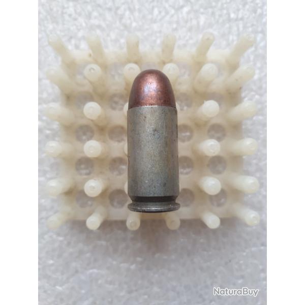 Cartouche 11.43 neutralises  balle blinde, tui acier marquage F.A 1945. (M 19.E)