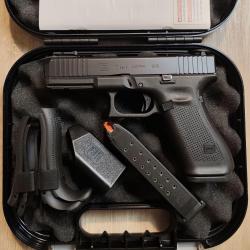 Pistolet semi-automatique GLOCK 17 Gen 5 - Cal. 9x19 - Mallette, 2 chargeurs (Occasion tiré 200 coup