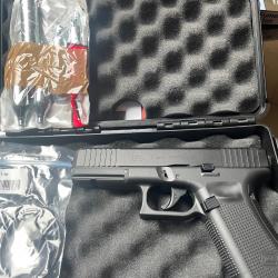 Glock t4e + cartouches c02 neuf 7,5 joules