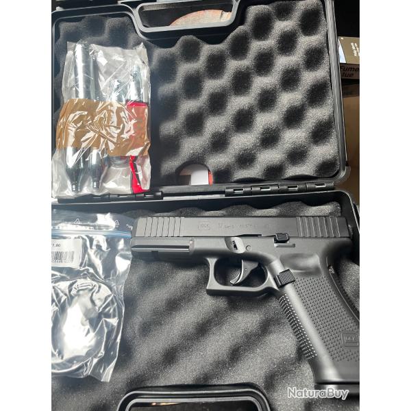 Glock t4e + cartouches c02 neuf 7,5 joules