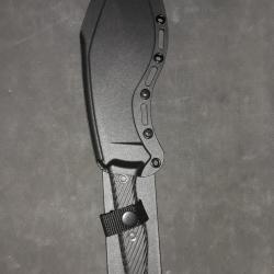 COUTEAU FIXE CRKT Clever Girl Kukri