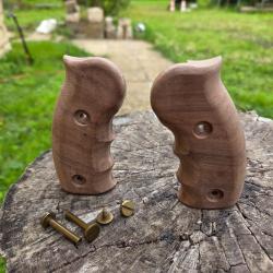 Plaquettes ergonomiques Harrington et Richardson