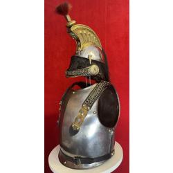 Casque et Cuirasse de Cuirassier Troupe, France Cavalerie Second Empire Napoléon 3 / Louis-Philippe