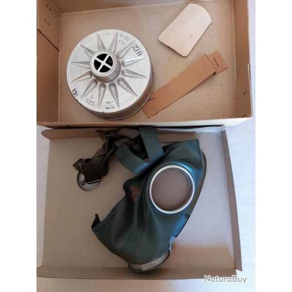 Masque  gaz civil allemand de dfense passive
