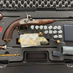 Pistolet duel Lepage poudre noire .45 état excellent marque Chiappa