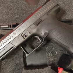 CZ P-10 C CAL. 9X19 + CROSSE RONI ENCHERE A 1 EURO