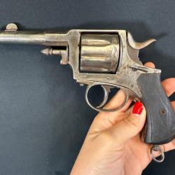 REVOLVER  HDH calibre 8mm1892