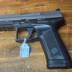 Super Prix ! Pistolet Luger MC9 - Noir / Gris - 9MM - 15+1 coups - Etat exceptionnel - ADF-BL659-01
