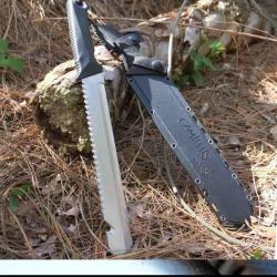 Couteau Machette Camillus Carnivore Lame Acier 420 Traité Titane Sawback & Guthook Etui CM19818002