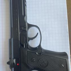 Pistolet BERETTA mod. 92 A1 calibre 9 para