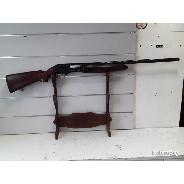 Fusil semi-automatique Country cal.12/76 bois can.71cm