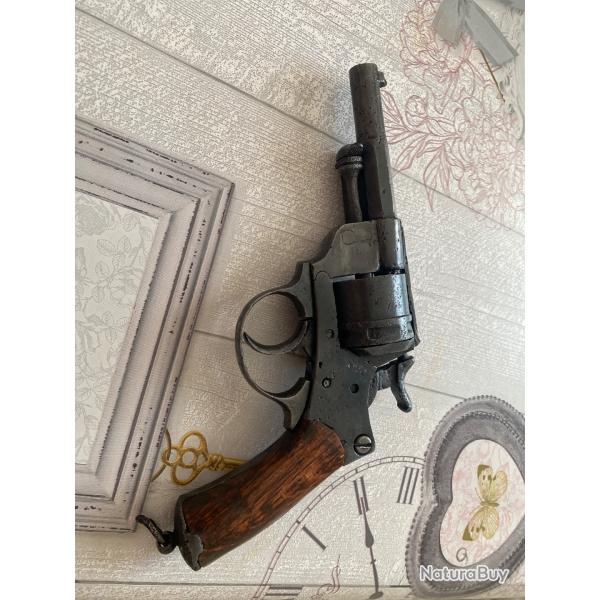 Revolver 1873