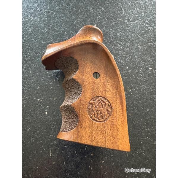 Poigne droitier Target originale Smith et Wesson noyer huil pour chssis K et L round butt,