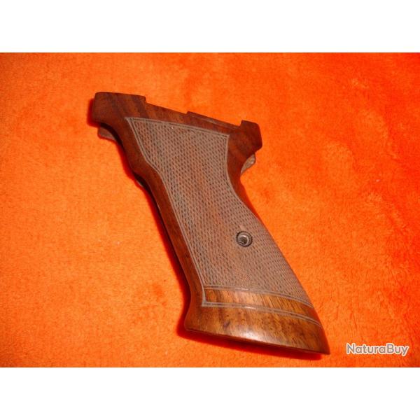 PLAQUETTE DE PISTOLET 22 LR  BUCK MARK  BROWNING