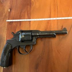 Revolver d'ordonnance suisse W+F 1882/29 cal 7,5 mm parfait état avec son holster. Cat B