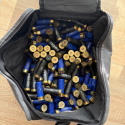 Lot munitions cal 12/70 avec sacoche