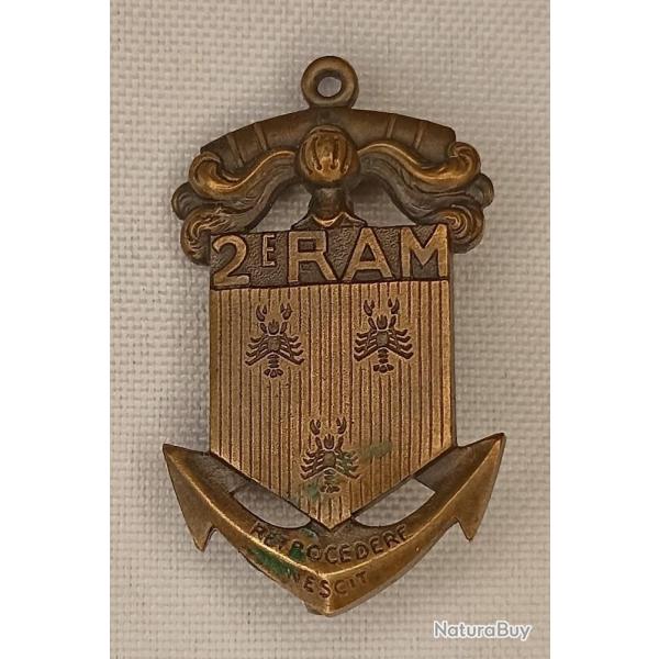 Insigne rare 2me Rgiment Automitrailleuse France 40 WWII