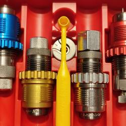 Jeu 4 outils LEE Breech lock 38/357 + Plateau pour six pack Pro 6000