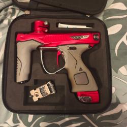 Dye m3 + icon series-paintball