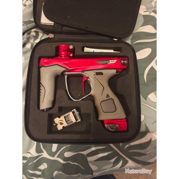 Dye m3 + icon series-paintball