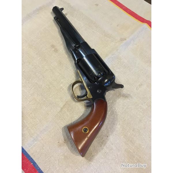 un rvolver a poudre noire mod1858 remington de  fabrication italienne en cal 36