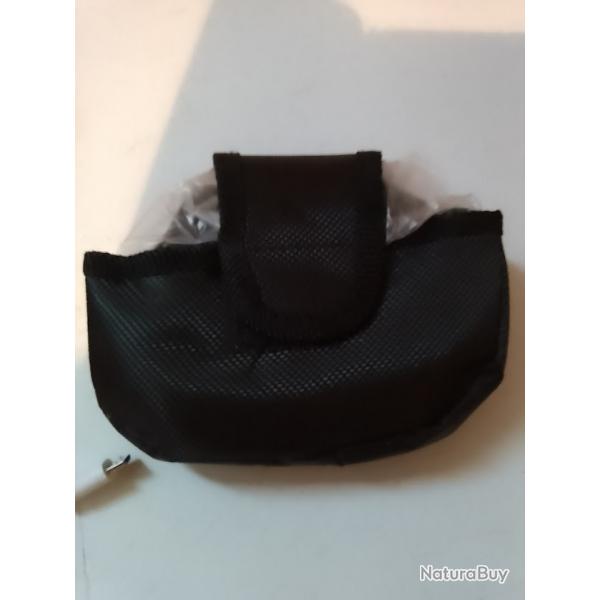 poing amricain shocker avec son tui de protection