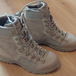 Chaussures militaires, LOWA Elite Desert, sable