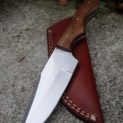 Couteau De Chasse Skinner Bushcraft Lame Acier Carbone 1055 Manche Bois Etui Cuir Fab Artisanale