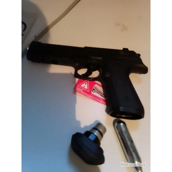 pistolet LTL alfa20 joules CO212 grammes + lampe tactique + Laser