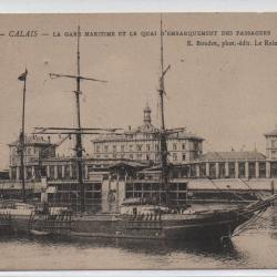 CPA - Marine  -CALAIS - LA GARE MARITIME ET LE QUAI DEMBARQUEMENT DES PASSAGERS  N°3859