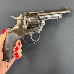 REVOLVER TYPE CHAMELOT DELVIGNE calibre 380