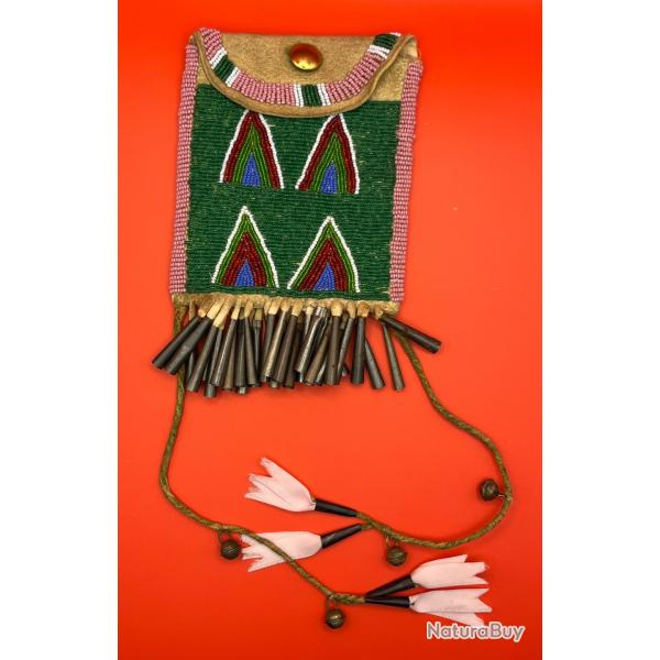 Magnifique sac strike a light  kiowa indien des plaines perl en seedbeads