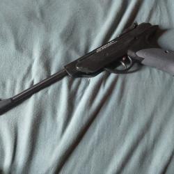 Pistolet à plomb