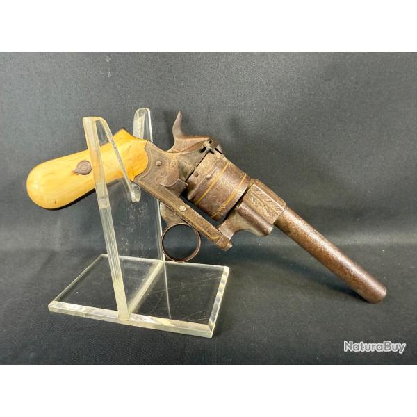 REVOLVER TYPE LEFAUCHEUX calibre 7mm a broche