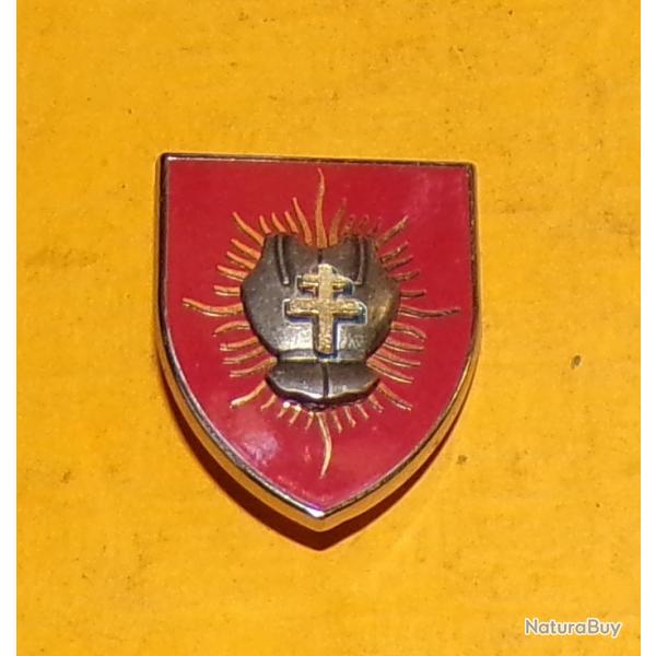 R.C. 80, Leclerc Cavalerie, (6 et 12 Cuirs) cu rouge  un soleil rayonnant, charg d'une cuirasse