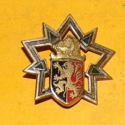 3° Régiment du Génie, hure dorée, guilloché, pointes vert foncé , écu noir rouge lion doré hure cour
