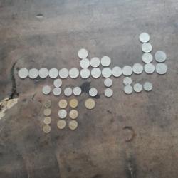Lot de pièces en francs