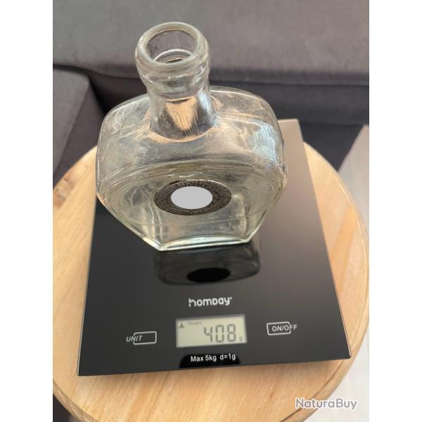un flacon en verre allemand ww2