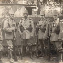 CPA -Photo - Un Groupe Soldats Allemands -N&deg;3862