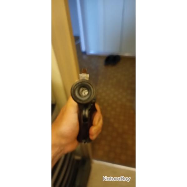 Colt Woodsman calibre 22 lr