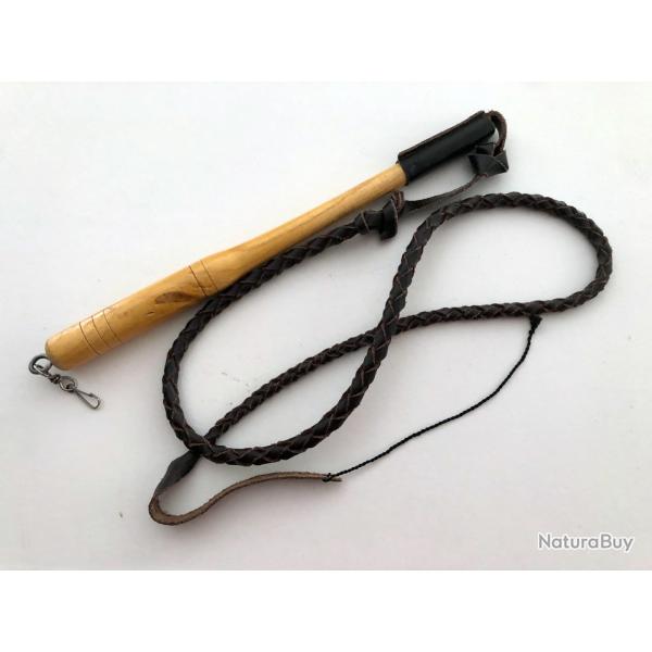 Fouet de vnerie cuir tress Januel avec manche en bois 38 cm et lanire de 140 cm